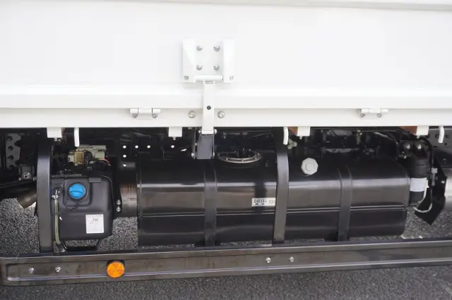 三菱 キャンター 2PG-FEB80(2WD)の写真22