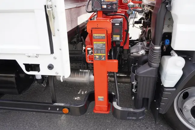 三菱 キャンター 2PG-FEB80(2WD)の写真23