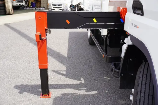 三菱 キャンター 2PG-FEB80(2WD)の写真25