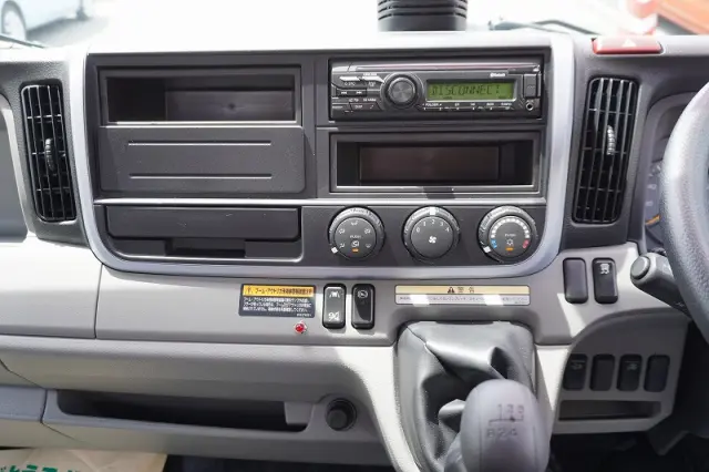 三菱 キャンター 2PG-FEB80(2WD)の写真34