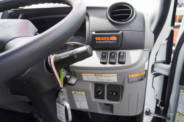 三菱 キャンター 2PG-FEB80(2WD)の写真35