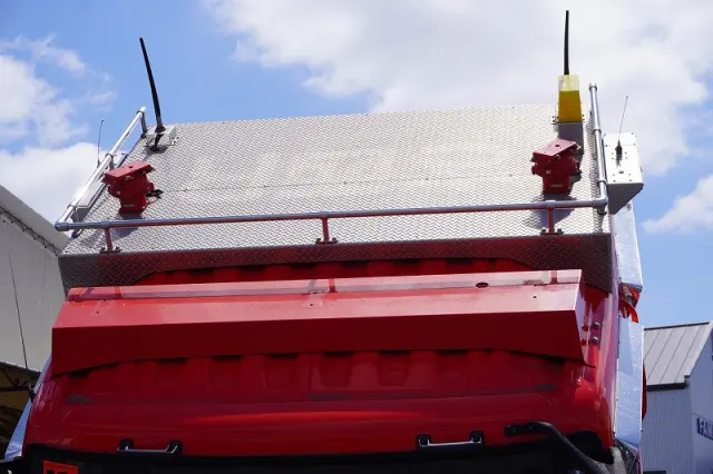 日野 レンジャー ADG-GX7JGWA改(4WD)の写真15