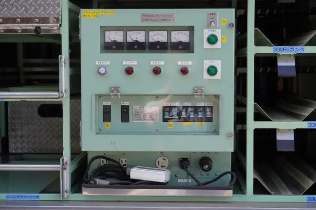 日野 レンジャー ADG-GX7JGWA改(4WD)の写真19