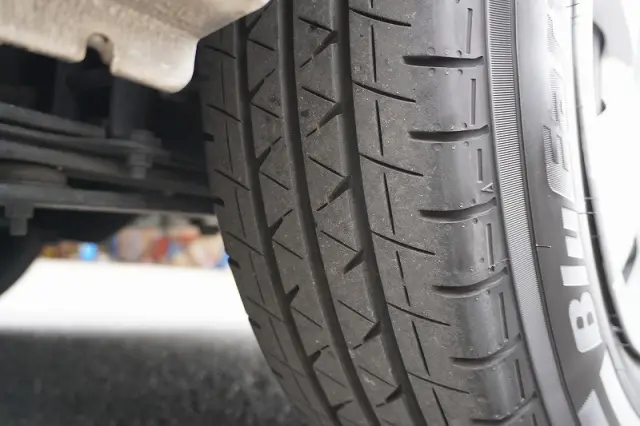 トヨタ ハイエースバン 3BF-TRH200V(2WD)の写真11