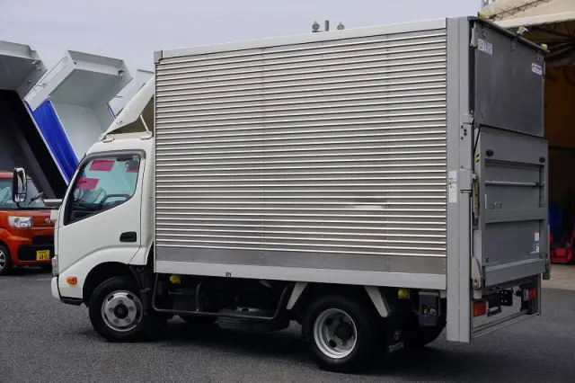 トヨタ ダイナ 2RG-XZU605(2WD)の写真7