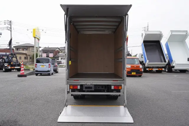 トヨタ ダイナ 2RG-XZU605(2WD)の写真17