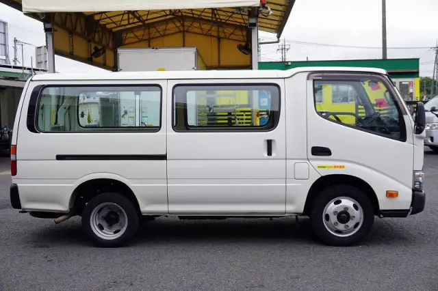 日野 デュトロ TPG-XZC605Y(2WD)の写真5