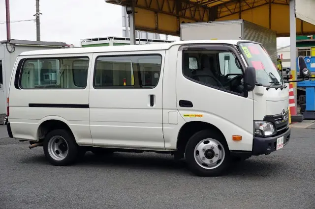 日野 デュトロ TPG-XZC605Y(2WD)の写真6