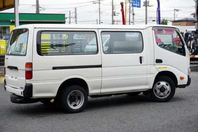 日野 デュトロ TPG-XZC605Y(2WD)の写真8