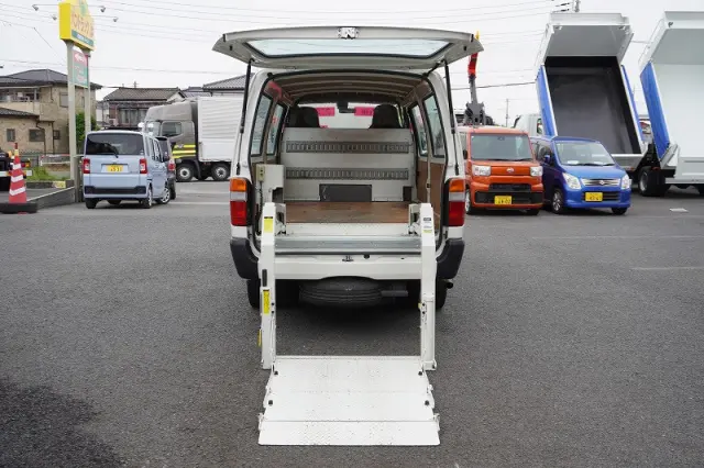 日野 デュトロ TPG-XZC605Y(2WD)の写真16