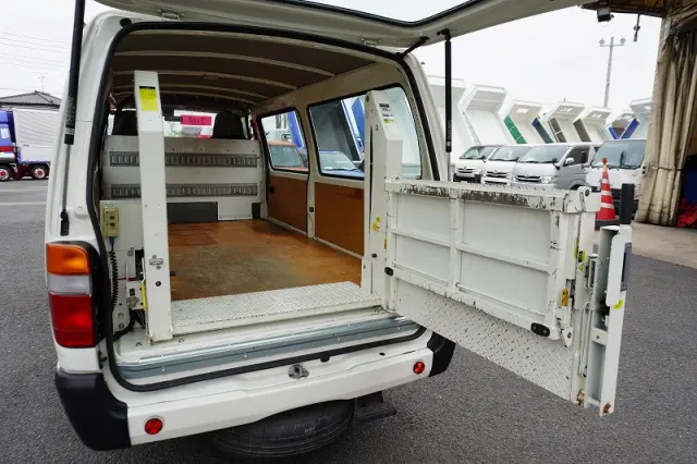 日野 デュトロ TPG-XZC605Y(2WD)の写真26