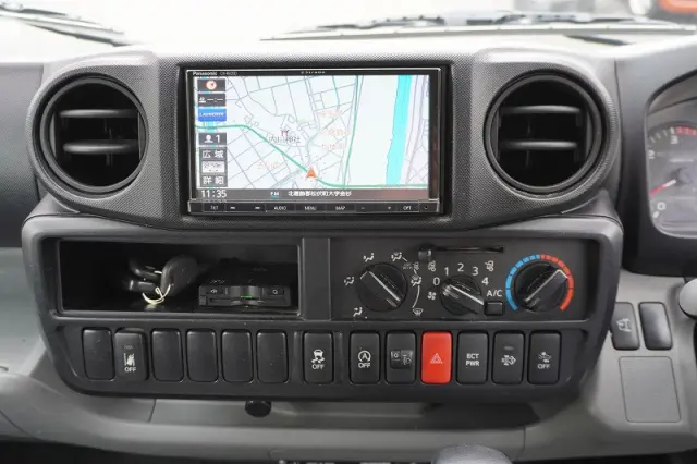 日野 デュトロ TPG-XZC605Y(2WD)の写真34