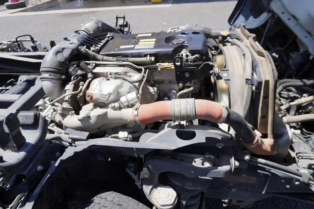 いすゞ エルフ TPG-NKR85AN(2WD)の写真16