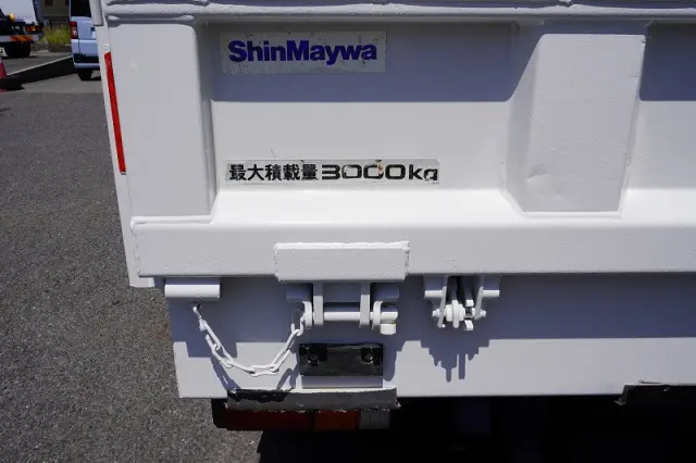 いすゞ エルフ TPG-NKR85AN(2WD)の写真24