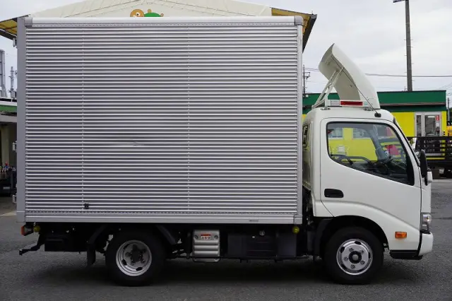 トヨタ ダイナ 2RG-XZC605(2WD)の写真5