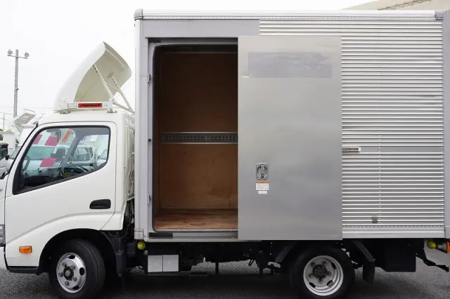 トヨタ ダイナ 2RG-XZC605(2WD)の写真16