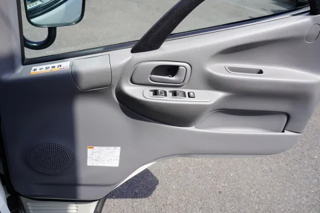 トヨタ ダイナ 2RG-XZC605(2WD)の写真33