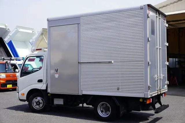 トヨタ ダイナ 2RG-XZC605(2WD)の写真7