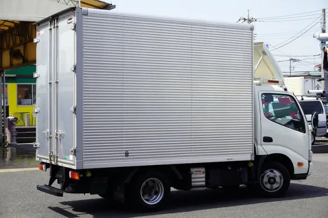 トヨタ ダイナ 2RG-XZC605(2WD)の写真8