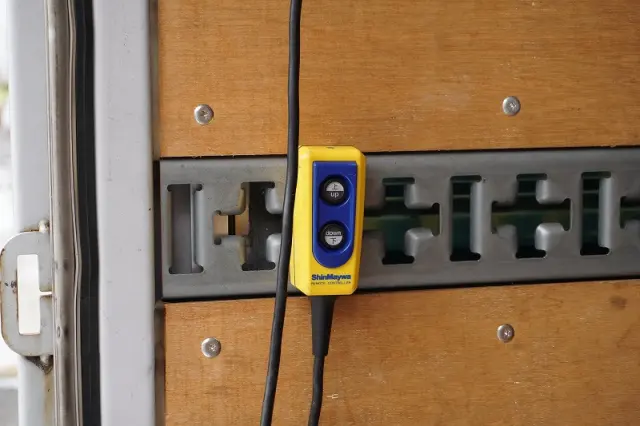 日野 デュトロ TKG-XZU655M(2WD)の写真24