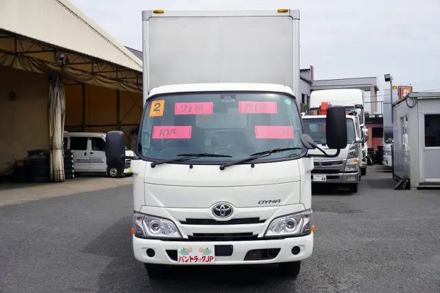 トヨタ ダイナ 2RG-XZC605(2WD)の写真2