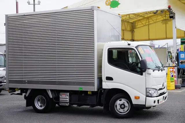 トヨタ ダイナ 2RG-XZC605(2WD)の写真6