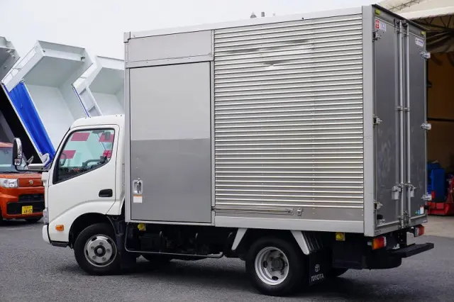 トヨタ ダイナ 2RG-XZC605(2WD)の写真7