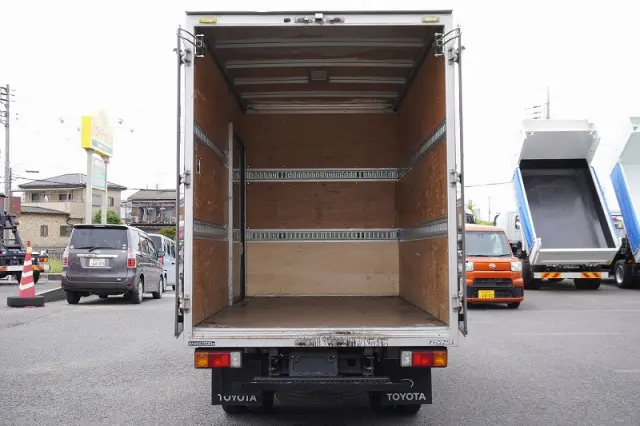 トヨタ ダイナ 2RG-XZC605(2WD)の写真17