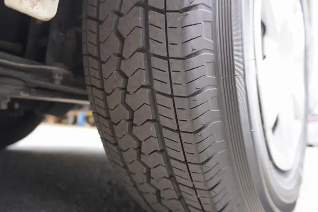 トヨタ ハイエースバン CBF-TRH200V(2WD)の写真11