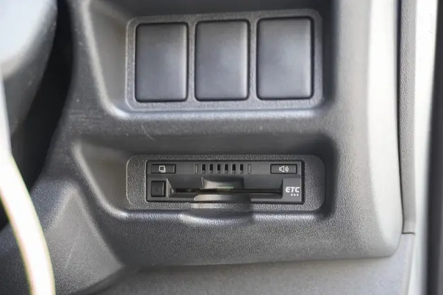 トヨタ ハイエースバン CBF-TRH200V(2WD)の写真35