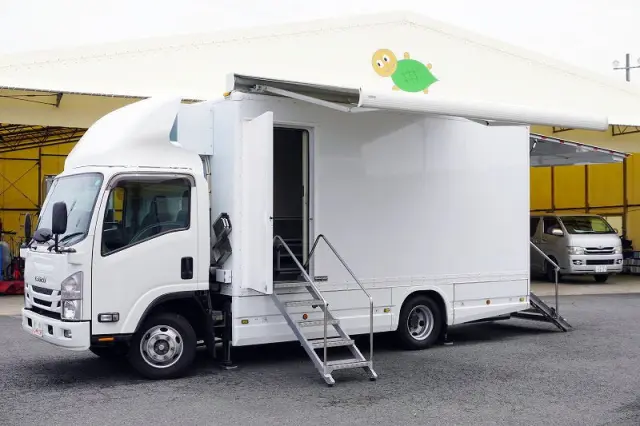 いすゞ エルフ TPG-NPS85AN(4WD)の写真9