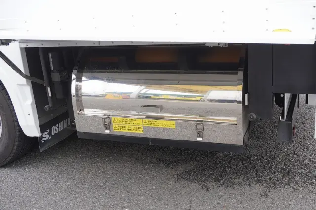 いすゞ エルフ TPG-NPS85AN(4WD)の写真40