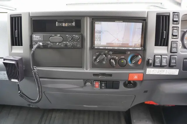 いすゞ エルフ TPG-NPS85AN(4WD)の写真45