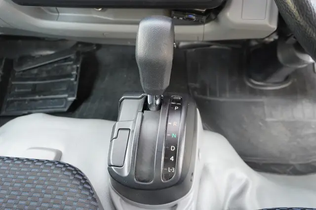 日野 デュトロ 2RG-XZC605M(2WD)の写真27