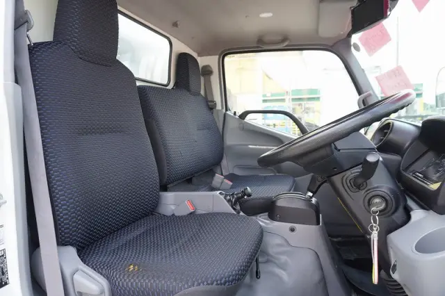 日野 デュトロ 2RG-XZC605M(2WD)の写真33