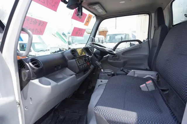 日野 デュトロ 2RG-XZC605M(2WD)の写真35