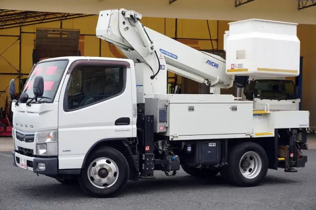 三菱 キャンター TPG-FEA50(2WD)の写真1