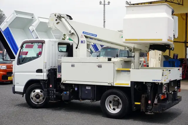 三菱 キャンター TPG-FEA50(2WD)の写真7