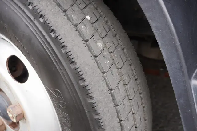 三菱 キャンター TPG-FEA50(2WD)の写真9