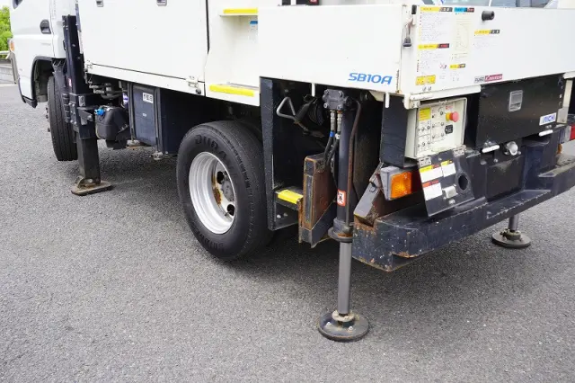 三菱 キャンター TPG-FEA50(2WD)の写真31