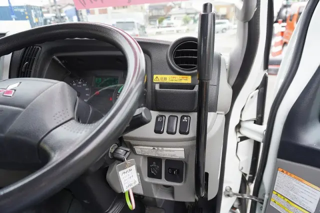 三菱 キャンター TPG-FEA50(2WD)の写真39