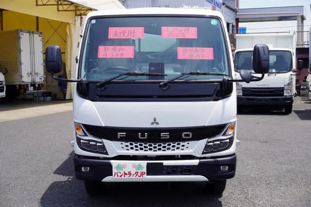 三菱 キャンター 2RG-FEAV0(2WD)の写真2