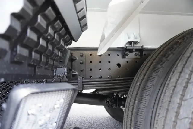 三菱 キャンター 2RG-FEAV0(2WD)の写真11