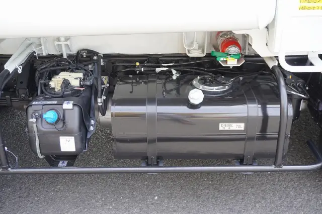 三菱 キャンター 2RG-FEAV0(2WD)の写真22