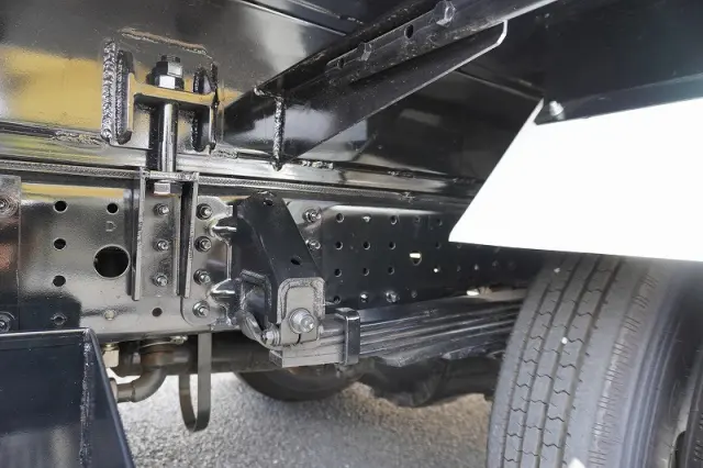 三菱 キャンター 2RG-FEAV0(2WD)の写真11