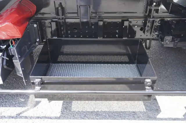 三菱 キャンター 2RG-FEAV0(2WD)の写真12