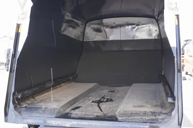 三菱 キャンター 2RG-FEAV0(2WD)の写真26