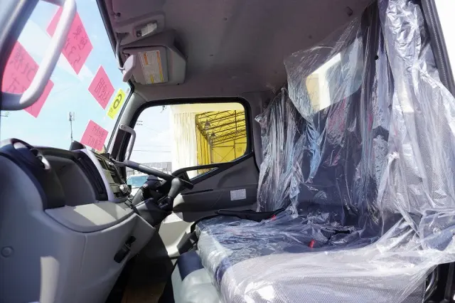 三菱 キャンター 2RG-FEAV0(2WD)の写真36