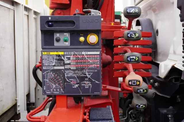 日野 レンジャー 2KG-FC2ABA(2WD)の写真28