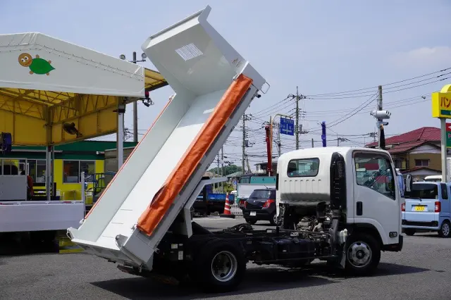 いすゞ エルフ TKG-NPR85YN(2WD)の写真29